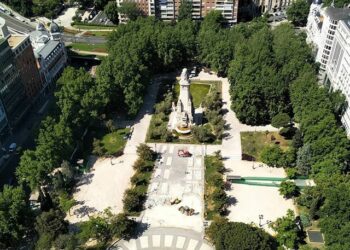 Ecologistas en Acción asiste con preocupación al comienzo de las obras en Plaza de España