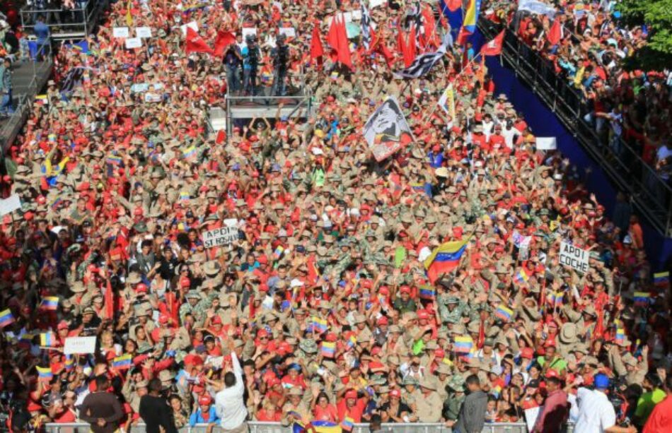 Nicolás Maduro propone adelantar elecciones de la Asamblea Nacional durante la gran movilización chavista