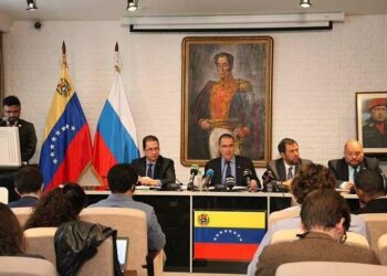 Recuperación económica y diálogo, prioridades de Venezuela