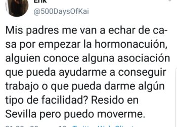 Un chico trans expresa su felicidad  tras encontrar un trabajo