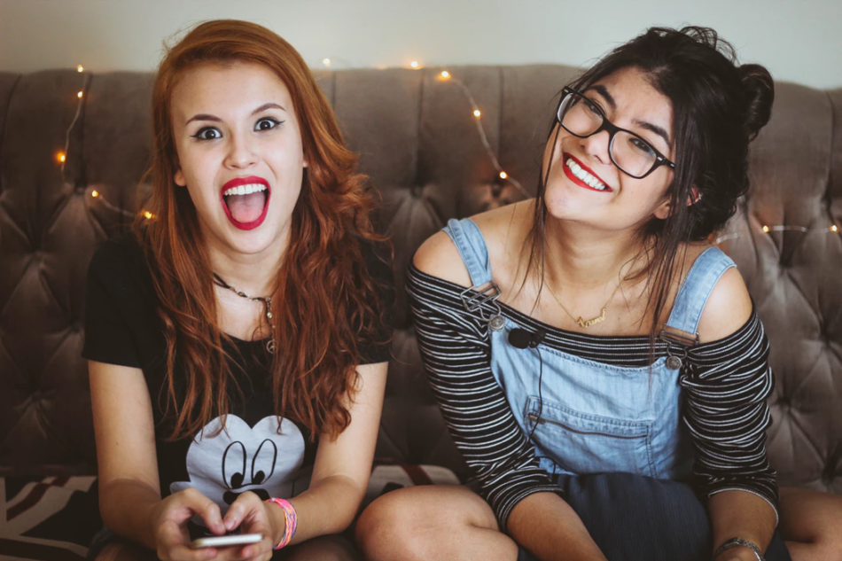 ¿Puede ayudar el tarot a solucionar un problema con mi amiga?