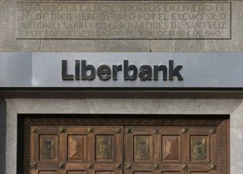 La PAH denuncia que liberbank quiere echar a una familia sin orden judicial