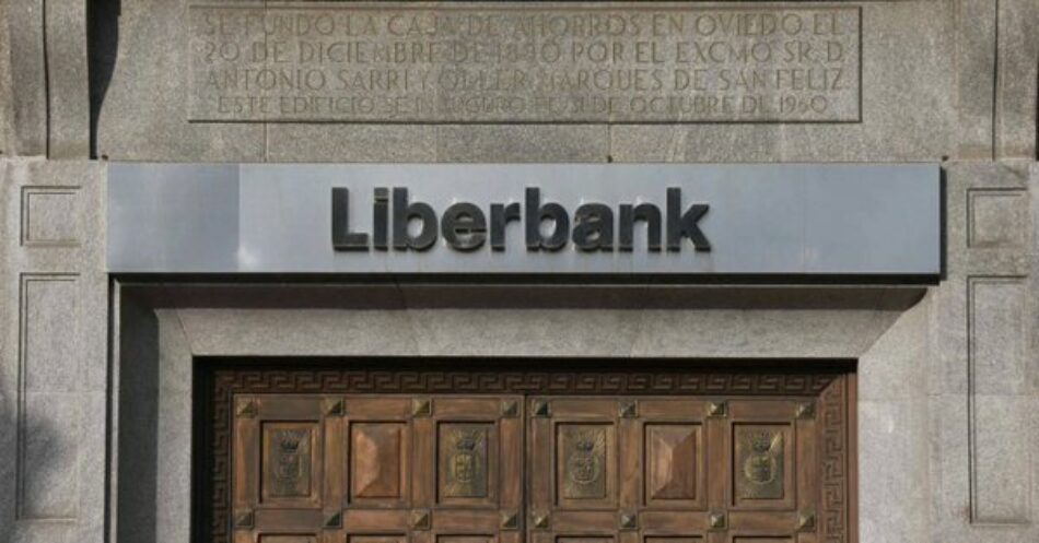 La PAH denuncia que liberbank quiere echar a una familia sin orden judicial