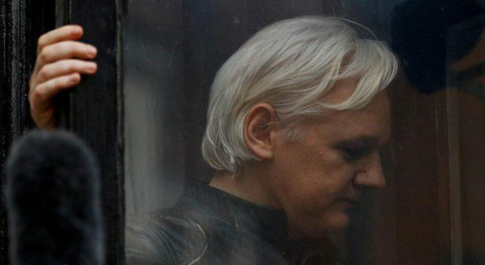 EEUU solicita formalmente a Gran Bretaña la extradición de Assange, según ‘The Washington Post’
