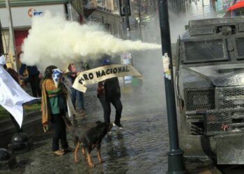 Chile. Gobierno responde con dura represión a paro docente