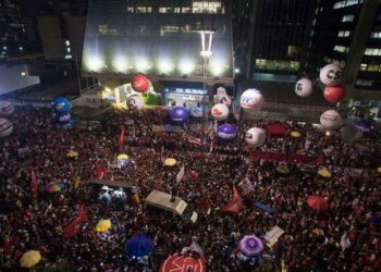 Brasil: La huelga general termina con movilizaciones en 380 ciudades contra la reforma jubilatoria