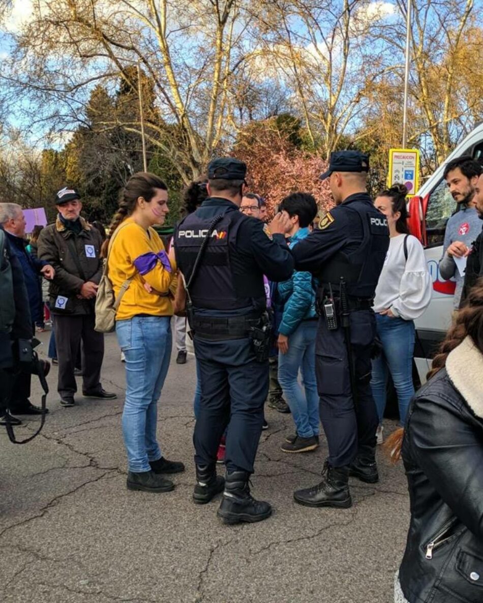 El PSOE utiliza la Ley Mordaza y multa a «Libres y Combativas» y al Sindicato de Estudiantes con dos mil euros