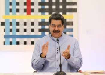Presidente Maduro agradece a Roger Waters su solidaridad con Venezuela