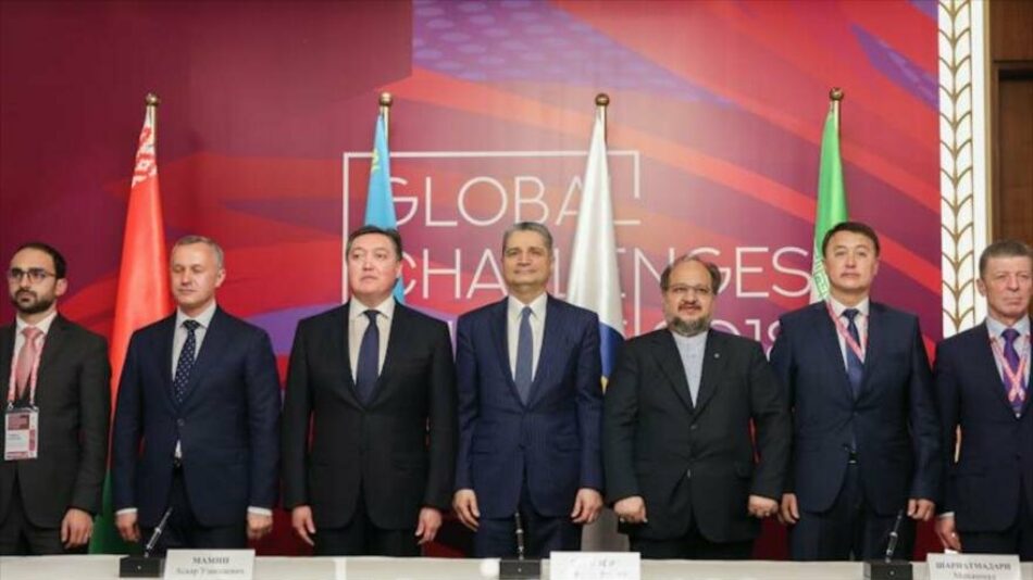 Irán aprueba zona de libre comercio con las naciones de la UEEA