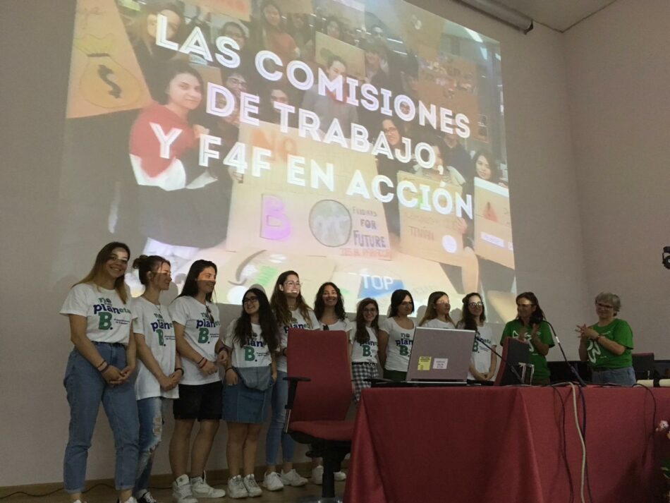 Fridays For Future En Acción recibe el premio «Hierbabuena» de Ecologistas en Acción de Almería