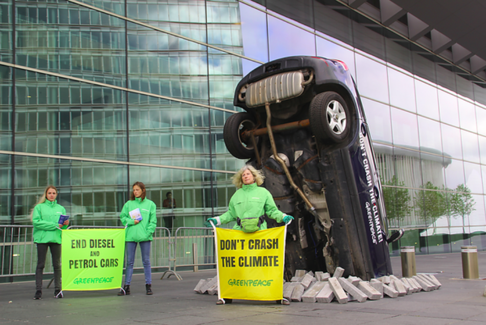 Greenpeace exige el fin de las emisiones en la Cumbre de Ministros de Transporte