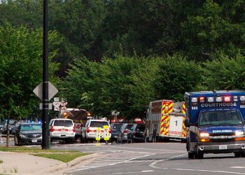 Al menos 12 muertos en un nuevo tiroteo en un edificio gubernamental de Estados Unidos