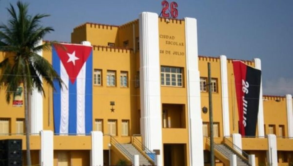 Cuba. 26 de julio: Rebeldía y Revolución / Granma: tierra fecunda de historia y revolución