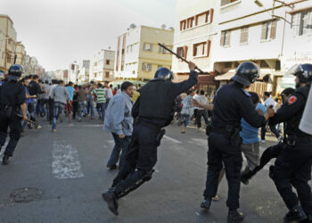 Sahara Occidental: Denuncian brutal represión a saharauis que festejaban triunfo de Argelia en la Copa Africana de Naciones / Una joven asesinada y varios heridos y detenidos