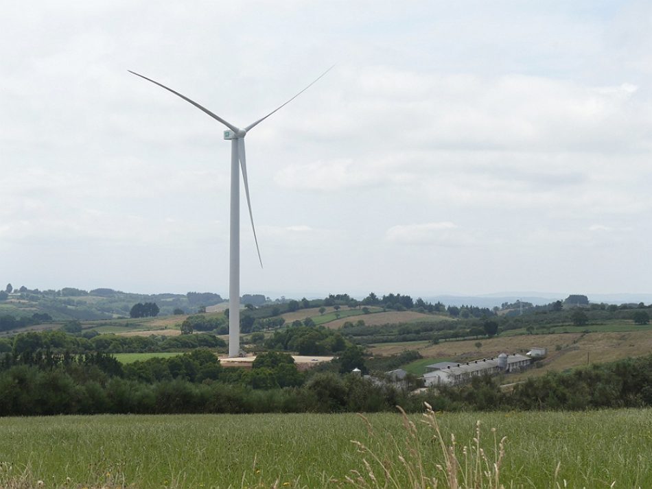 Alarma en Paradela ante la excesiva proximidad de los nuevos parques eólicos de Enel Green Power / Endesa a los núcleos de población