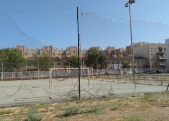 Adelante denuncia que el Centro Deportivo Bermejales II “sigue abandonado” y reclama las mejoras prometidas