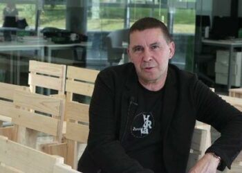 Arnaldo Otegi: «hay que exhumar a Franco, demoler el Valle los Caídos y sacar a los franquistas de las instituciones»