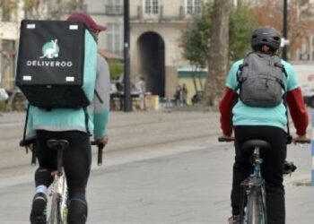 CGT celebra que la justicia reconozca como falsos autónomos a los ‘riders’ de Deliveroo