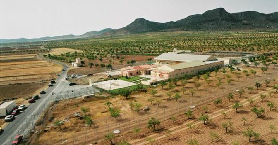 APDHA y Prodein exigen el fin de las contenciones en los centros de menores tras la muerte de un joven en Almería