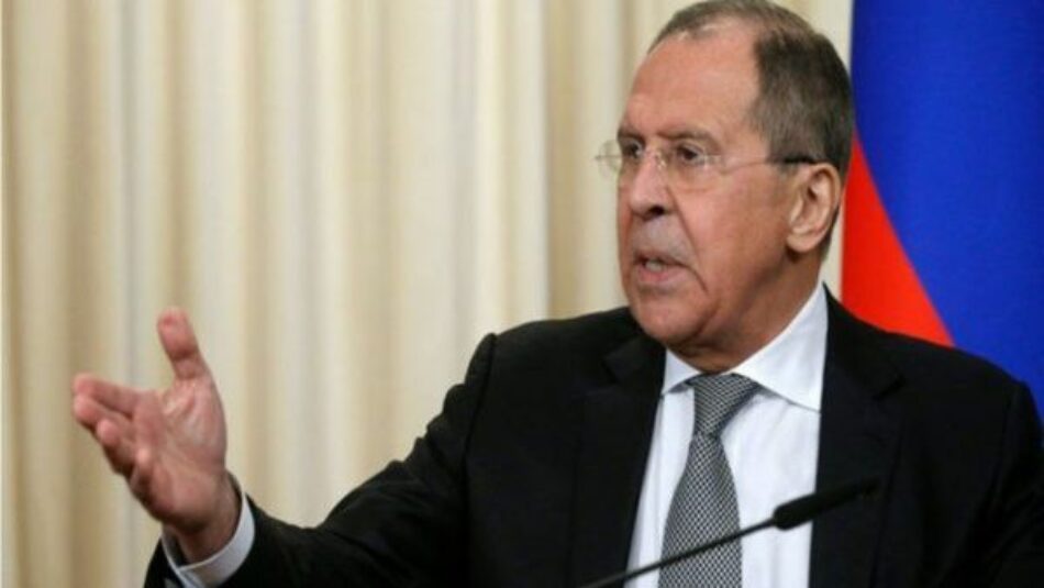 Lavrov: Washington intenta prolongar crisis en Siria por objetivos geopolíticos