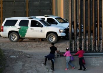 EE.UU: Inician redadas masivas contra migrantes indocumentados