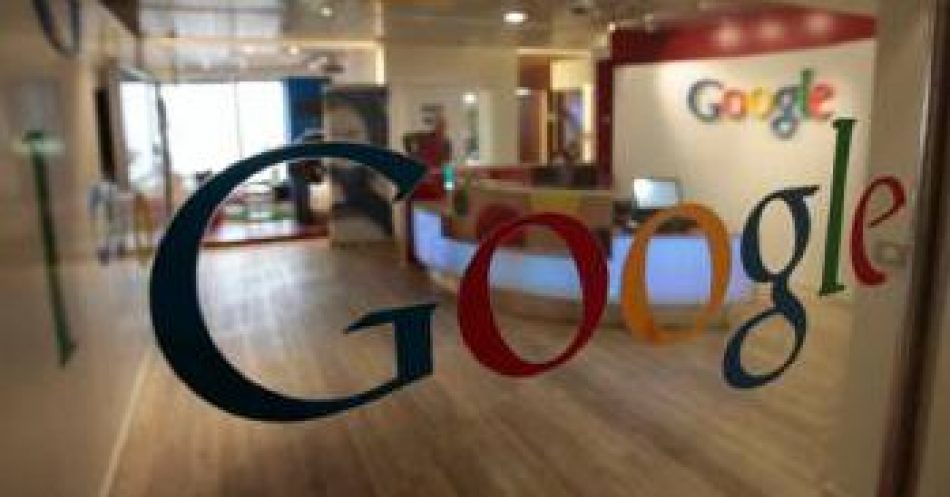 Compromís pide al Gobierno que actúe contra Google por un posible delito masivo de descubrimiento y revelación de secretos