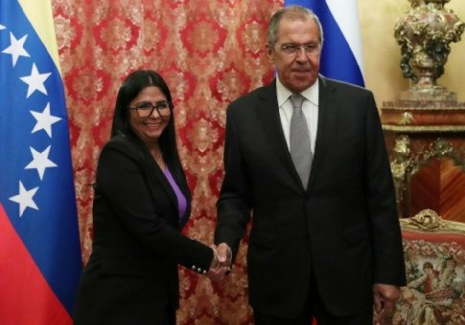 Vicepresidenta de Venezuela se reúne con ministro de Exteriores de Rusia para fortalecer relaciones