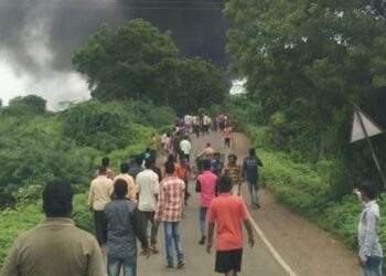 Al menos 12 muertos y 58 heridos en la explosión de una planta química en India