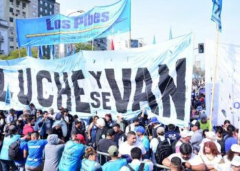 Argentina en cuestión: Macri debe irse ya para acabar con esta agonía