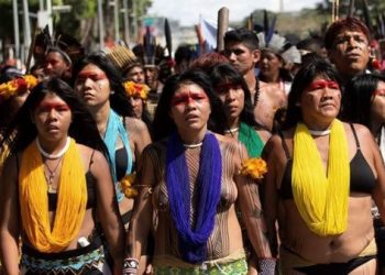 Brasil. Mujeres indígenas inician protestas contra Bolsonaro