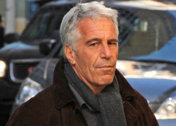 Se suicida en la cárcel el multimillonario Jeffrey Epstein