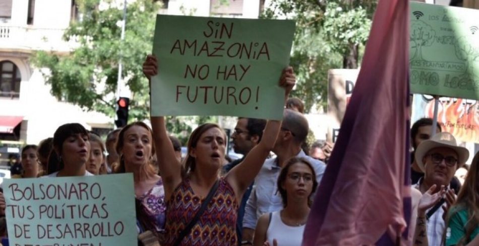 Fridays For Future denuncia la actitud de la embajada de Brasil en España