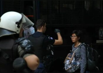 La Caravana Abriendo Fronteras denuncia el desalojo de personas refugiadas en Atenas