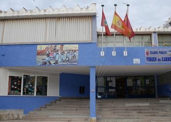 La plataforma Amianto Zero denuncia ante la fiscalía la presencia de amianto en los centros educativos de Cartagena