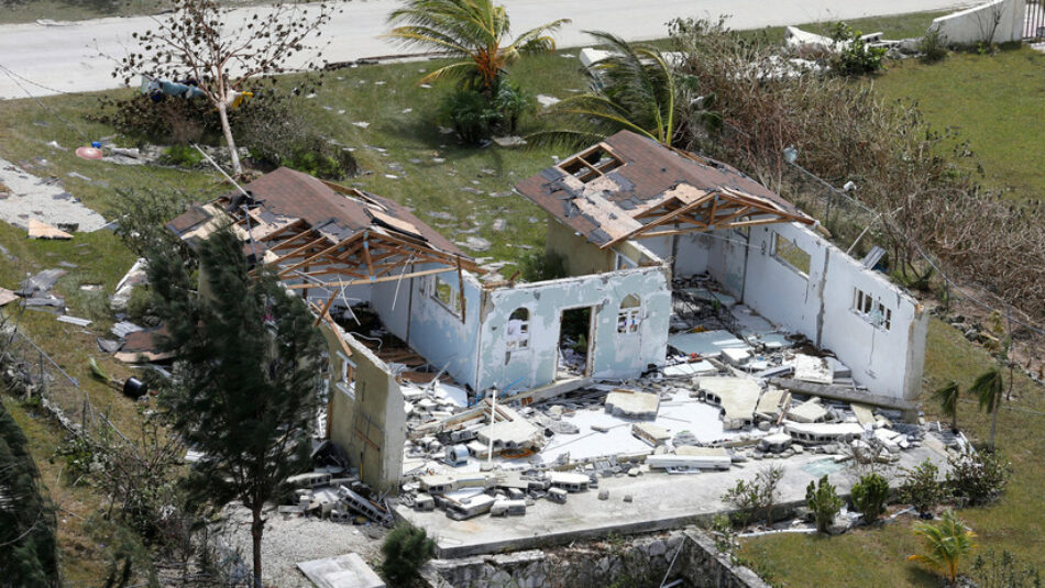 Las muertes por el huracán Dorian en Bahamas ascienden a 30 personas