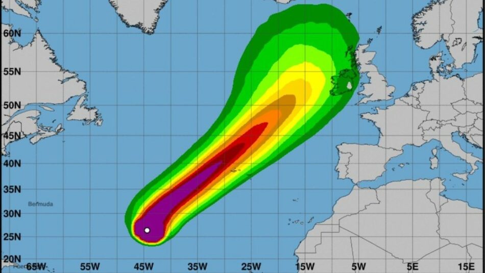 Meteorólogos predicen la próxima llegada del potente huracán Lorenzo a Europa