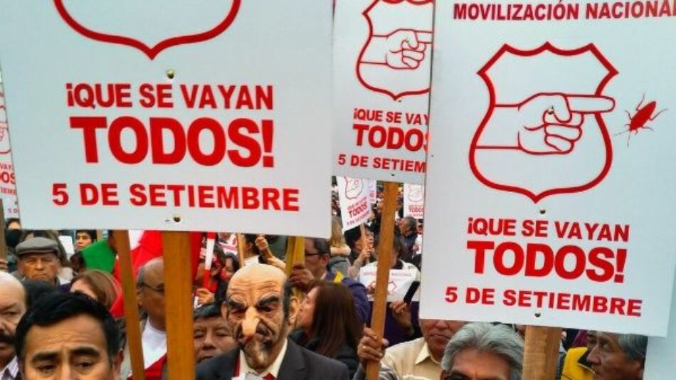 Marchas masivas en Perú apoyan adelanto de elecciones