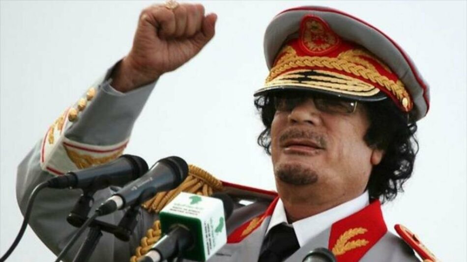 OTAN derrocó a Gadafi para seguir robando las riquezas de África