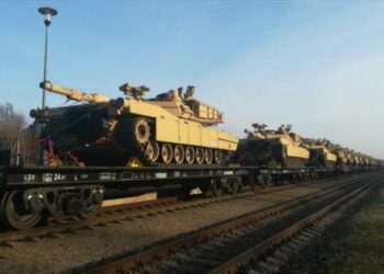 EEUU coloca tanques y tropas en Lituania como “mensaje a Rusia”