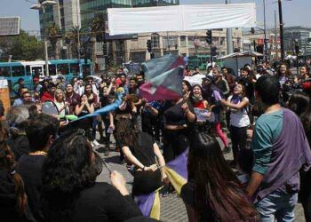 Piden en Chile retirar militares de la calle y estado de emergencia