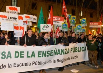 STERM denuncia la falta de compromiso con la Pública de la Consejera de Educación de Murcia