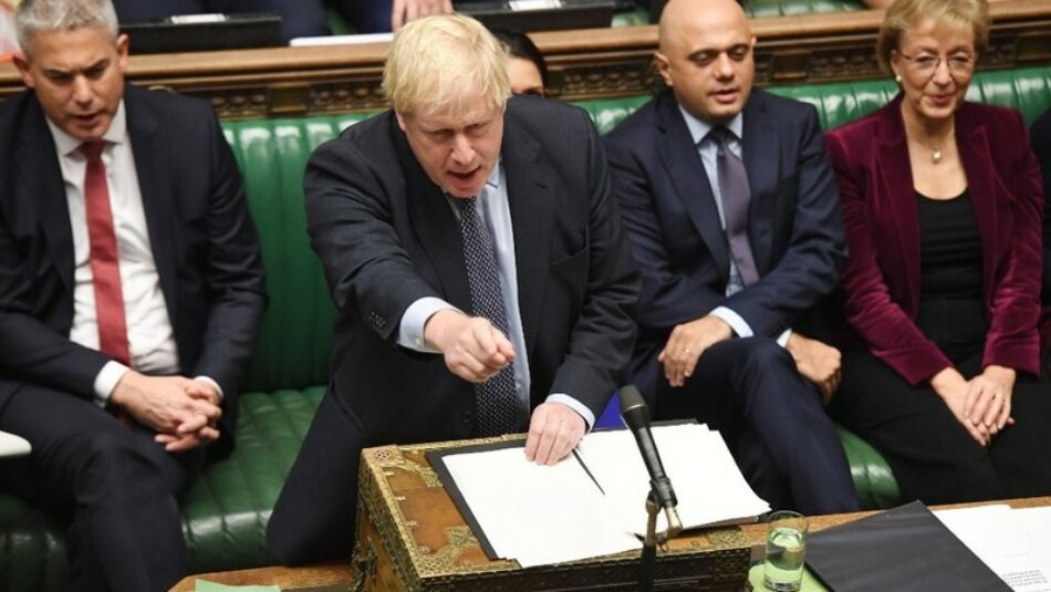 El Parlamento británico aplaza la decisión sobre el nuevo acuerdo del Brexit