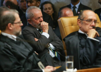Supremo de Brasil notifica juicio que puede beneficiar a Lula