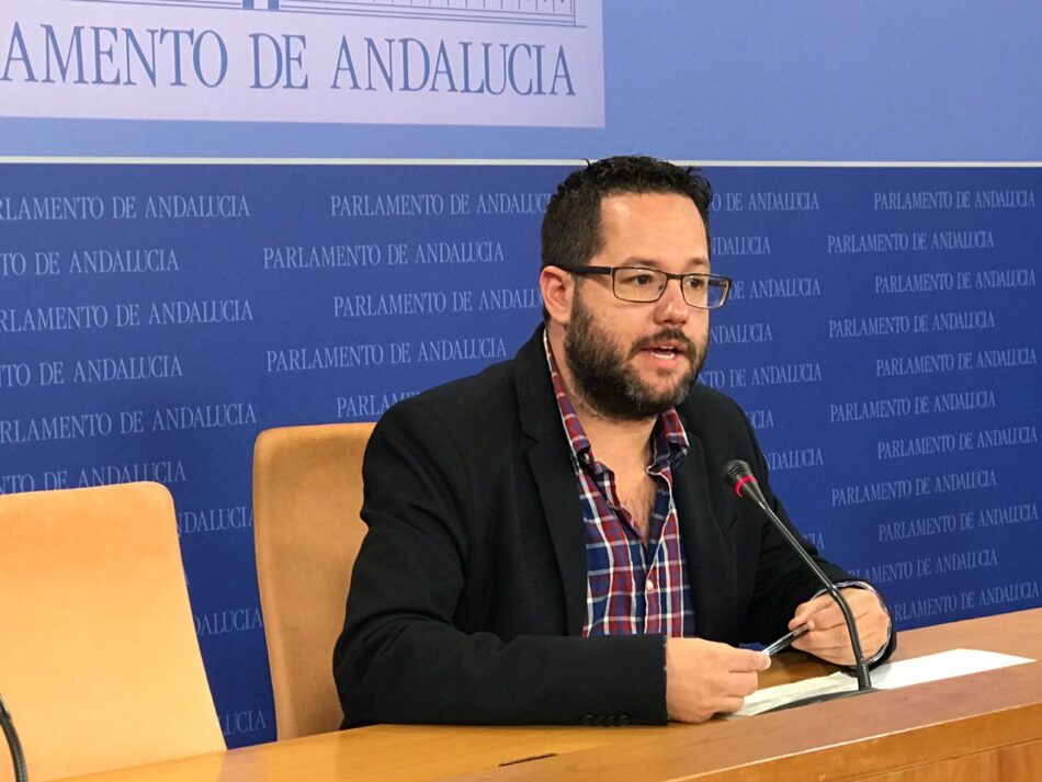 Adelante Andalucía pide soluciones urgentes para frenar la masificación de las aulas y mejorar la calidad educativa