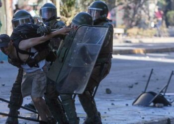 La Universidad de Chile denuncia la opacidad del gobierno sobre la represión de las protestas