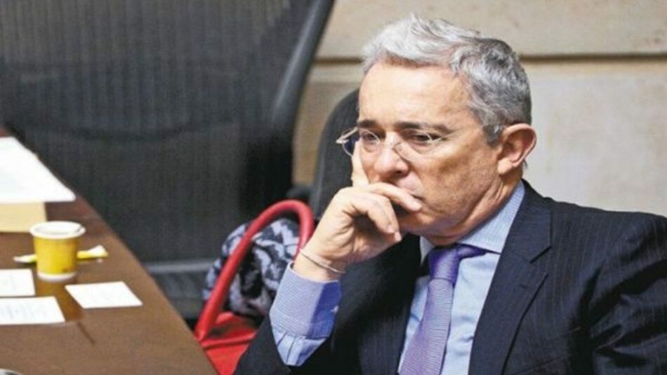 Colombia. Corte vincula a Uribe en proceso de fraude y soborno