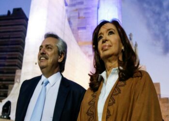 Alberto y Cristina Fernández, nuevo gobierno en camino en Argentina