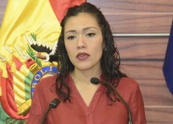 Presidenta de Senado boliviano denuncia presión a dirigentes