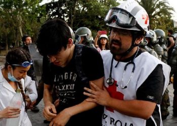 El presidente de Cruz Roja Chile eleva a 2500 las personas heridas en la represión