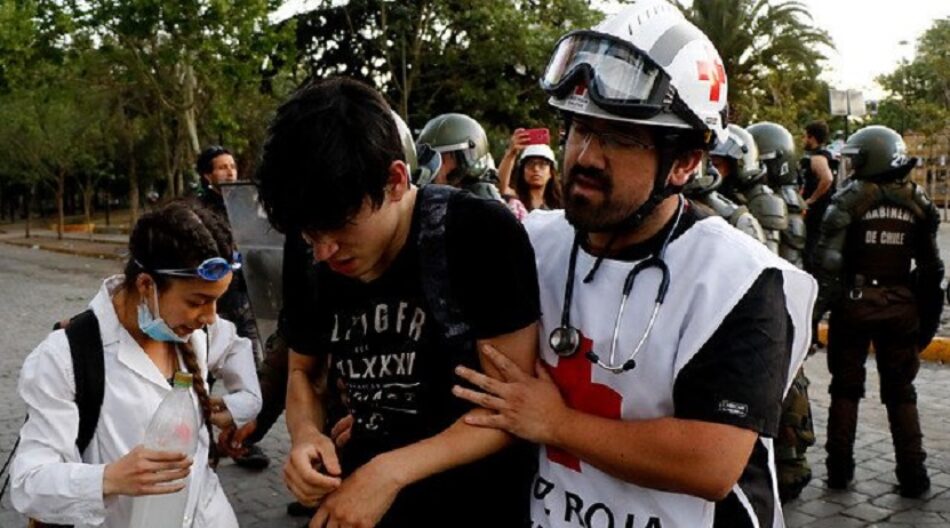 El presidente de Cruz Roja Chile eleva a 2500 las personas heridas en la represión